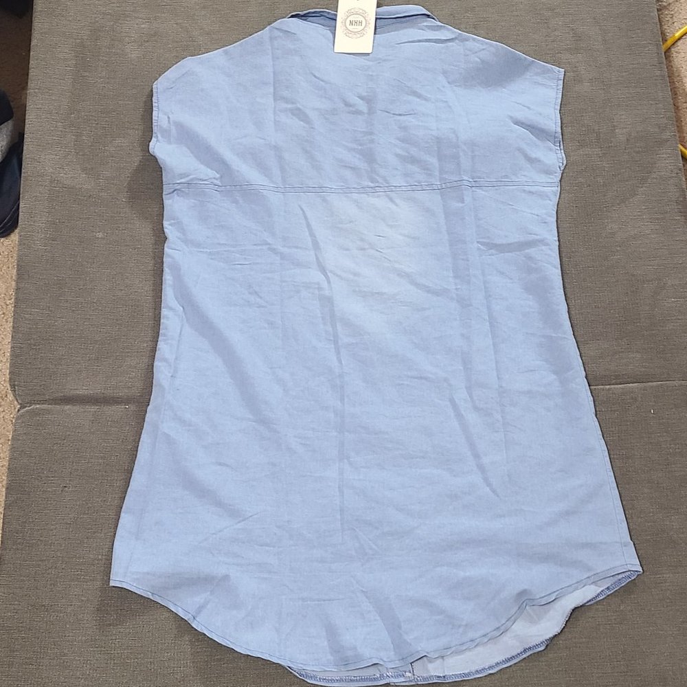 light blue distressed denim sleeveless pocket button up dress - Picture 6 of 8